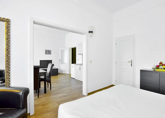 Park Apartment